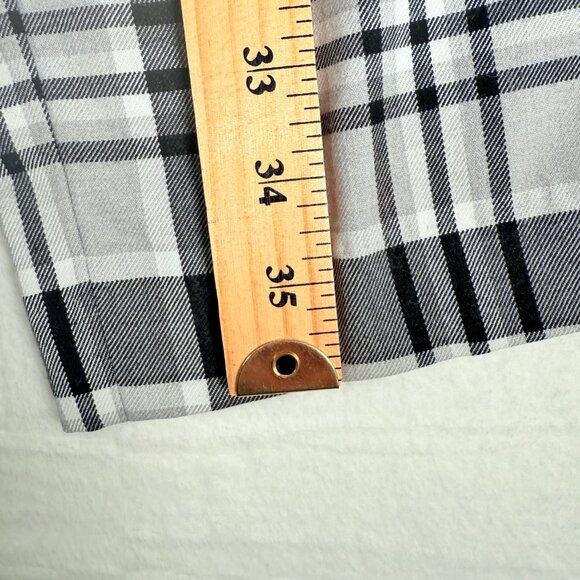 Land's End Classic Clothing Legendary Quality Size 8, Slim Leg Plaid Pants - Picture 4 of 7